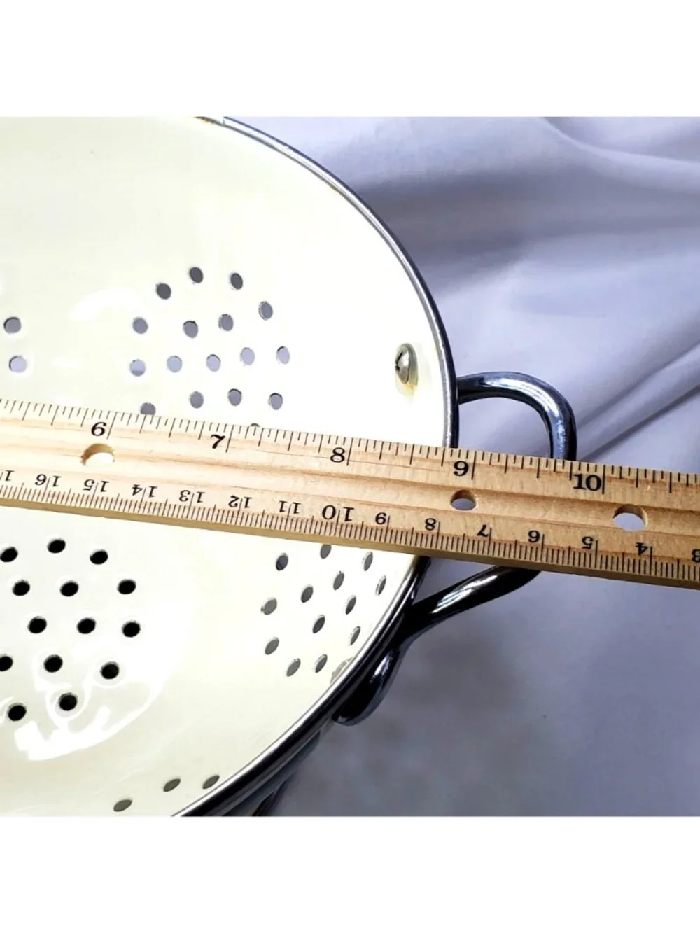 Vintage Pfaltzgraff Metal Enamel Colander Strainer Striped 9
